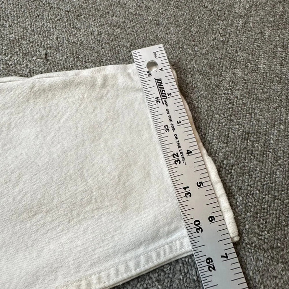 Everlane The Curvy Cheeky Jean in White Size Women's 30 Regular - Picture 7 of 7